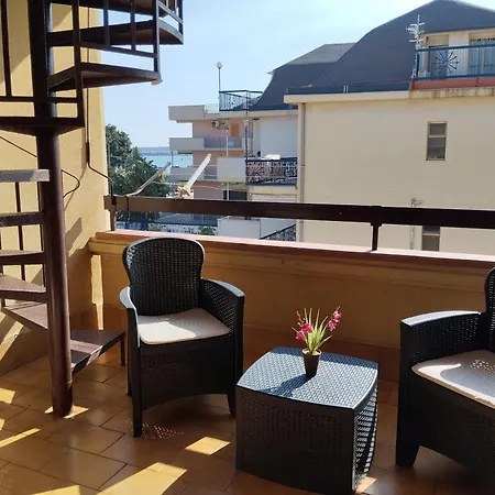 Apartment Tropicana *